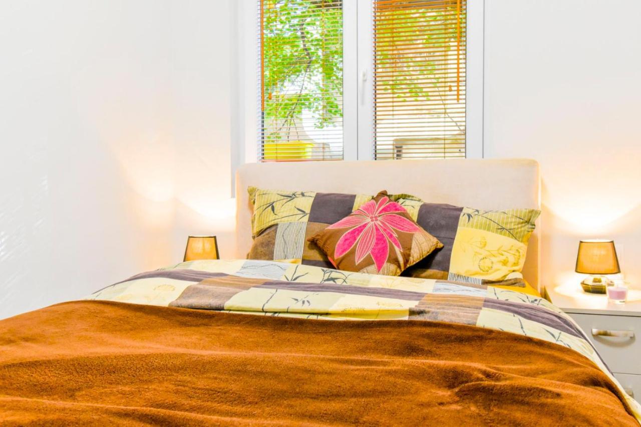 Sofia'S Best Kept Secret In Prime Location! Bagian luar foto